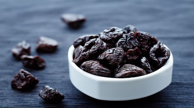 prunes in a bowl