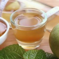 apple cider vinegar with honey